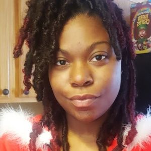 Meet your Posher, Lenise